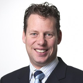 Portrait photo of Erik Valkenburg